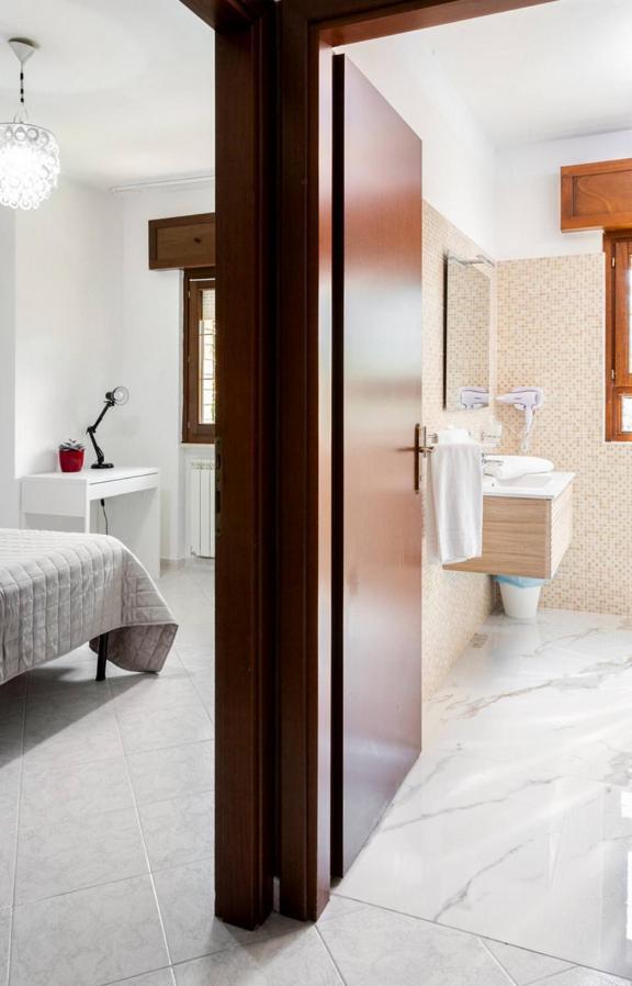 Dual Suites - 4 Posti Letto - Fiumicino Aeroporto E Fiera - Self Check-In 외부 사진