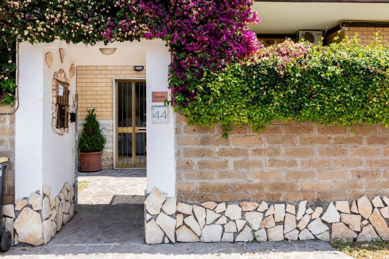 Dual Suites - 4 Posti Letto - Fiumicino Aeroporto E Fiera - Self Check-In 외부 사진